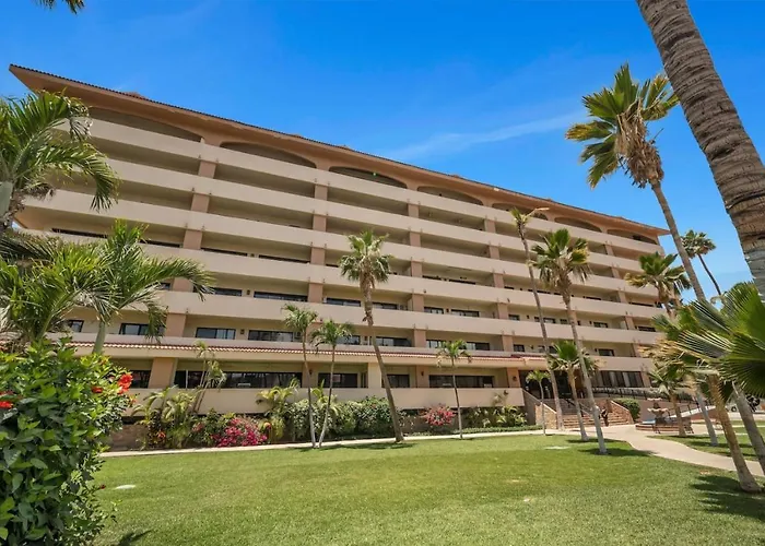 2 Minute Walk To Medano Holiday home Cabo San Lucas