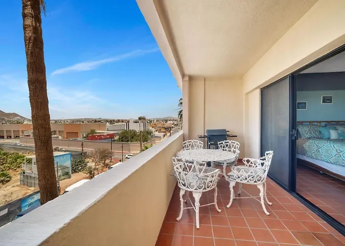 2 Minute Walk To Medano Holiday home Cabo San Lucas